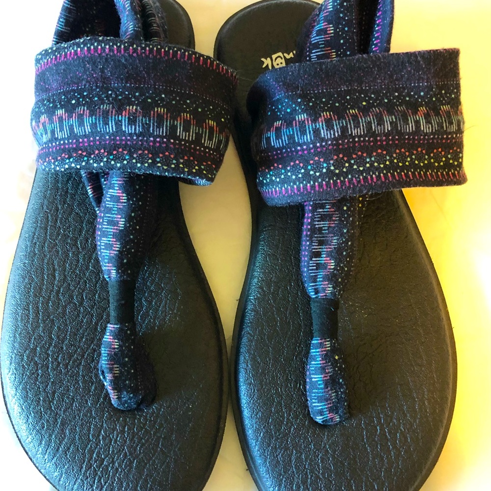 Sanuk Yoga slings